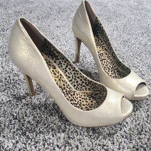 Jessica Simpson peep toe heels